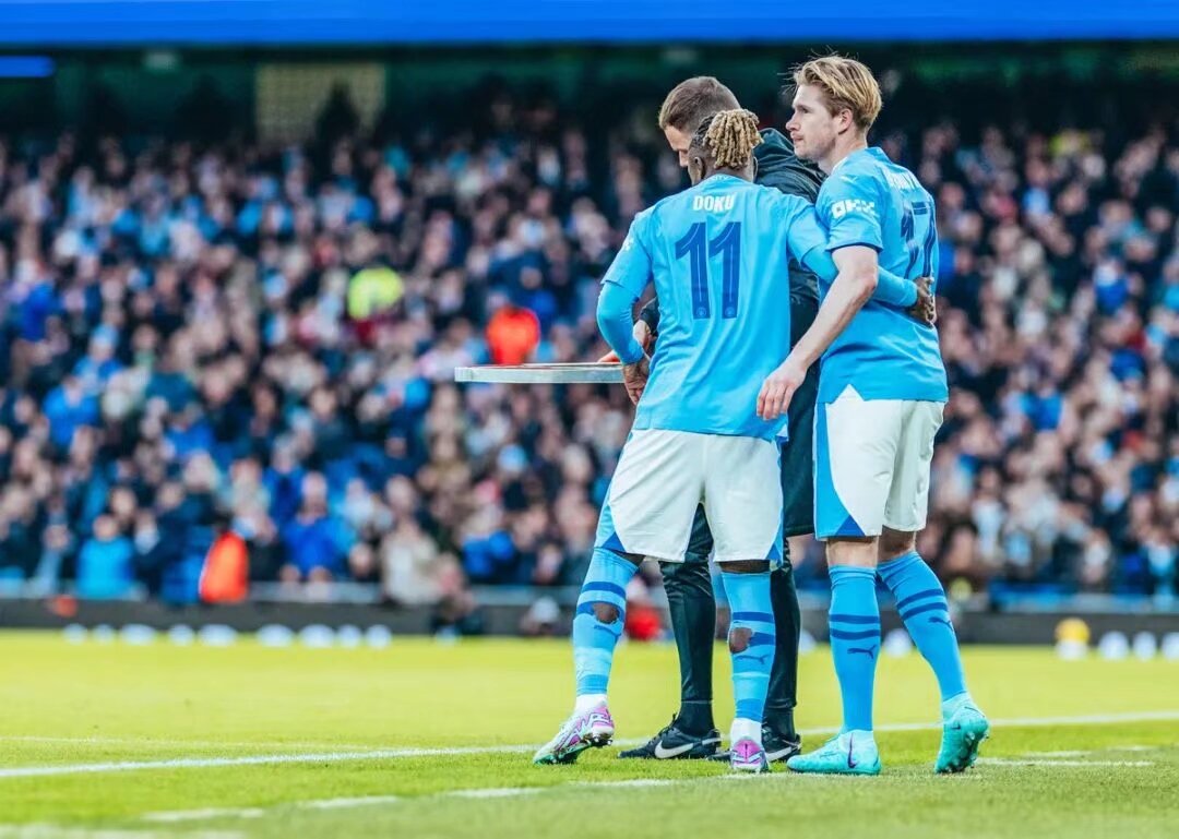 从天堂到地狱，索博在2-1领先后疯狂庆祝，被绝杀后伤心落泪