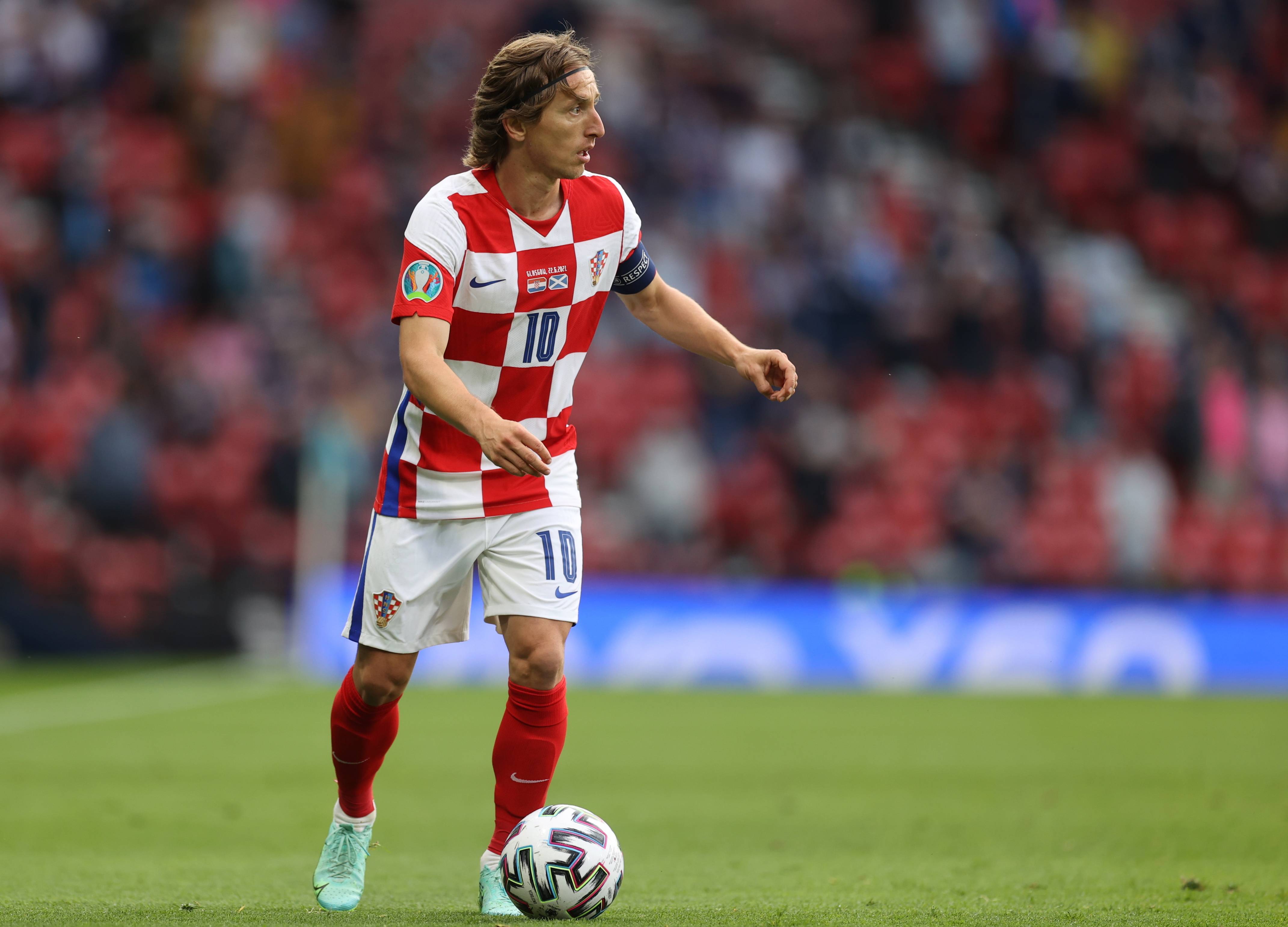 约罗：新赛季我们一定会展现出新面貌，这将是对上赛季的复仇