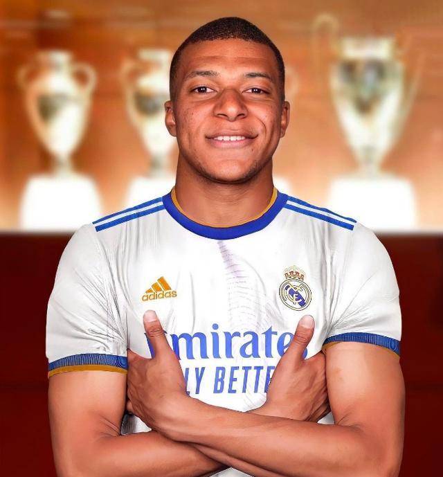 泽林斯基：制胜球有运气加持；为避免停赛未过多参与身体对抗