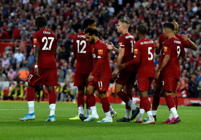 一己之力抹平分差！奎因第三节6中6狂轰21分5助攻