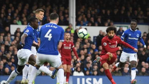 下半场还有机会吗？杨瀚森半场2中0得0分4犯规