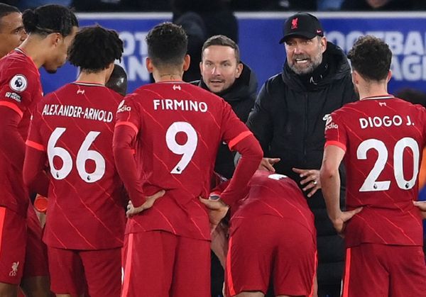 阿莫林更衣室怒骂曼联球员，直言愤怒又失望！基恩炮轰红魔如小学生